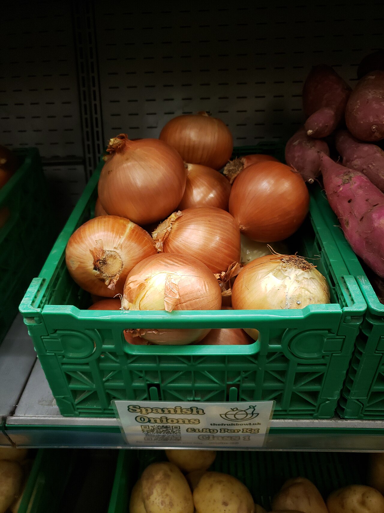 Spanish onions ready for bulk wholesale supply